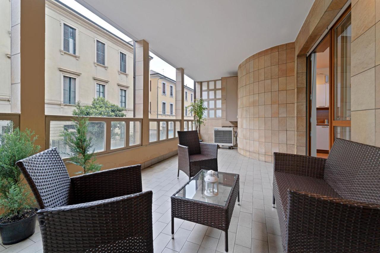 Best Way Rent - Appartamento Con Terrazzo Zona Sempione Milano Dış mekan fotoğraf
