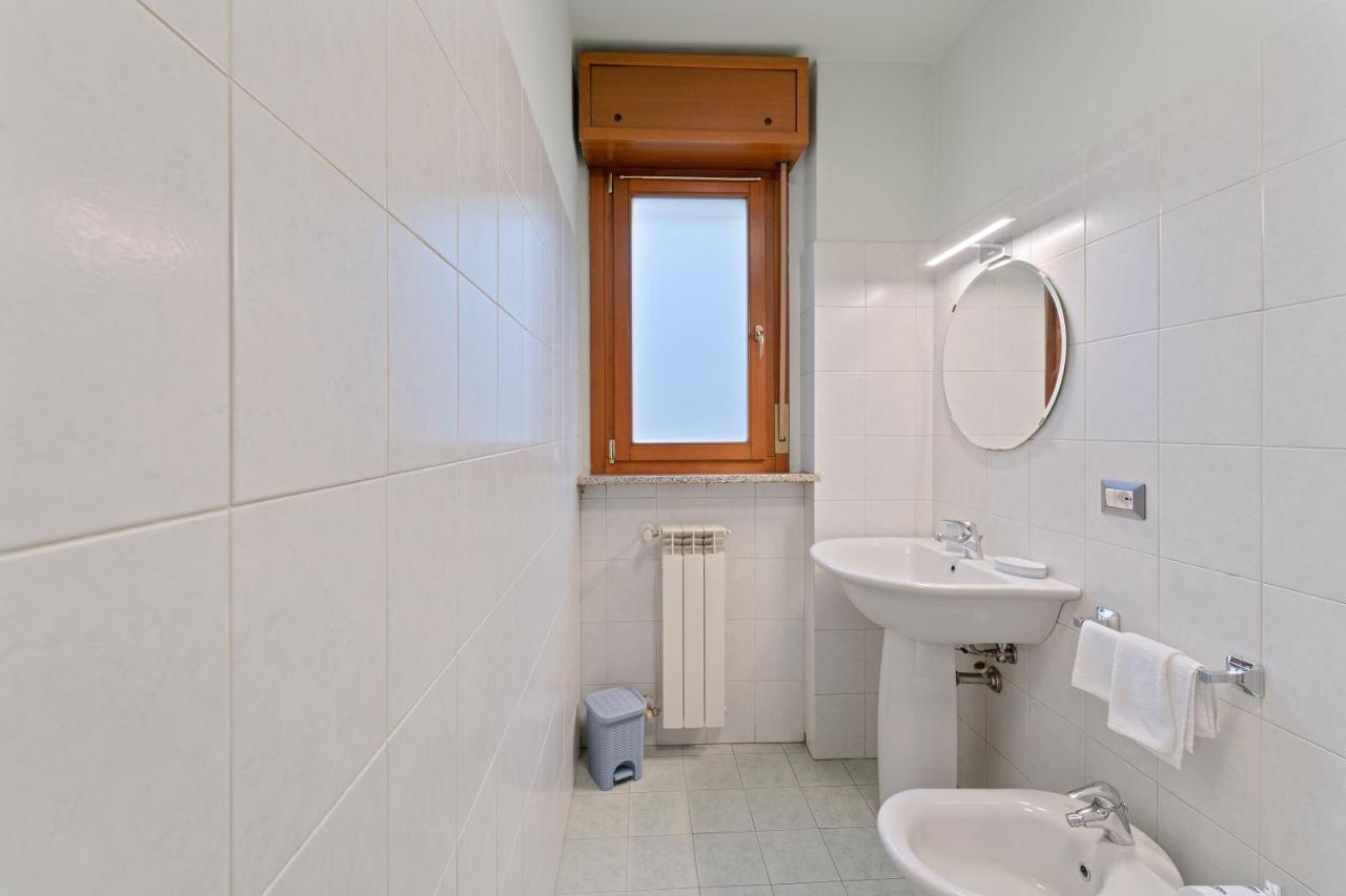 Best Way Rent - Appartamento Con Terrazzo Zona Sempione Milano Dış mekan fotoğraf
